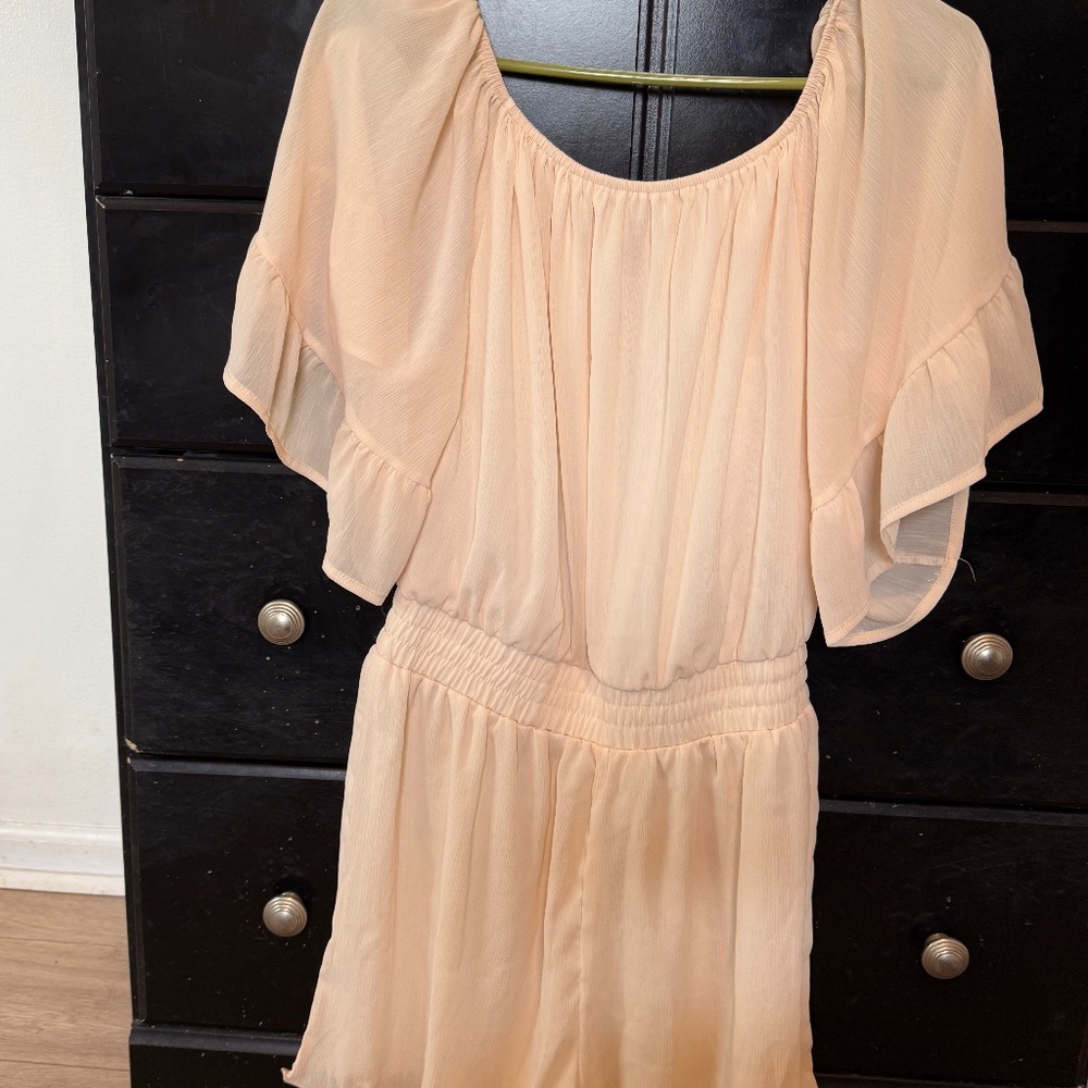 SIZE L OFF THE SHOULDER SHORTS ROMPER